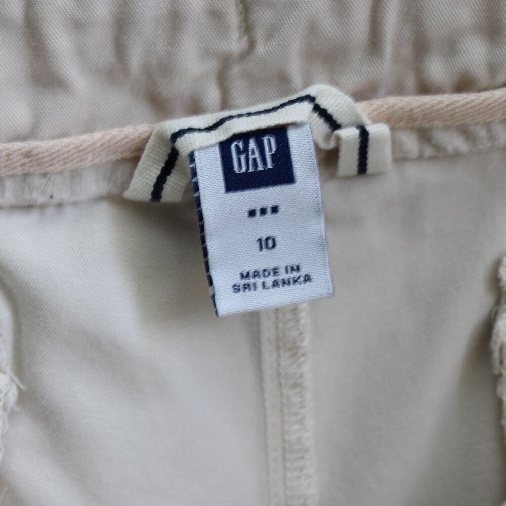 GAP Women's Beige Cream Khaki Cuffed Twill Pull-On Utility Shorts Size 10 - Picture 3 of 4